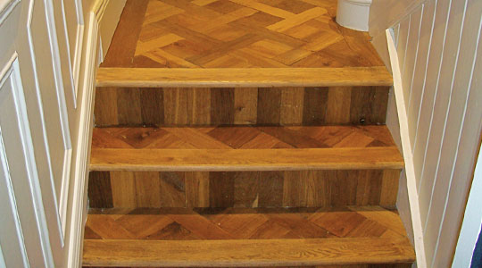 wooden stairs stripping sealing sanding service in southampton